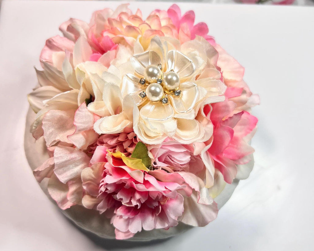 Floral Powder Puff with Body Powder | Soft Glam Vanity Accessory